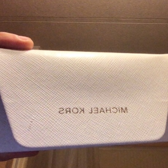 Michael Kors Sunglasses - Picture 1 of 3